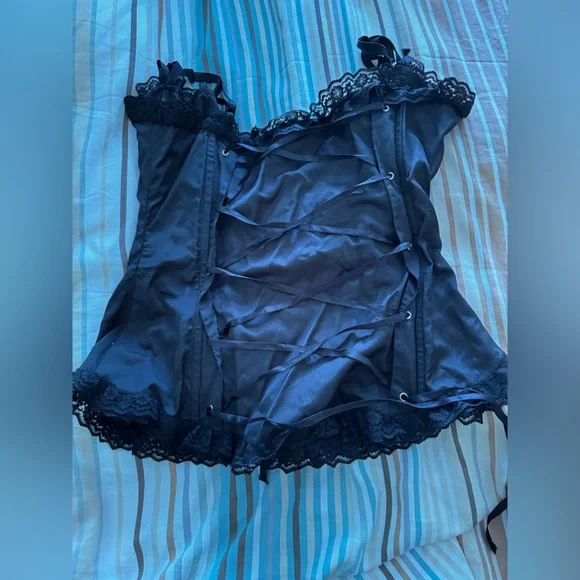 Vintage Goth 90s Corset Top - Picture 3 of 3